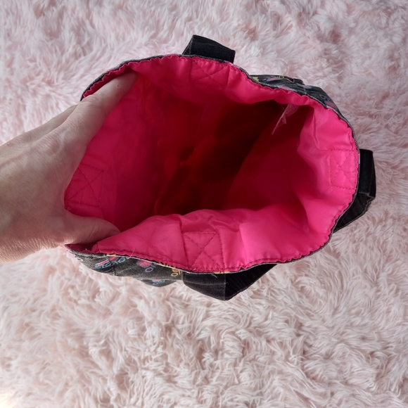 Sold @popup! Vintage Loungefly y2k hello kitty X sanrio tote! GUC Thick material - Picture 6 of 8